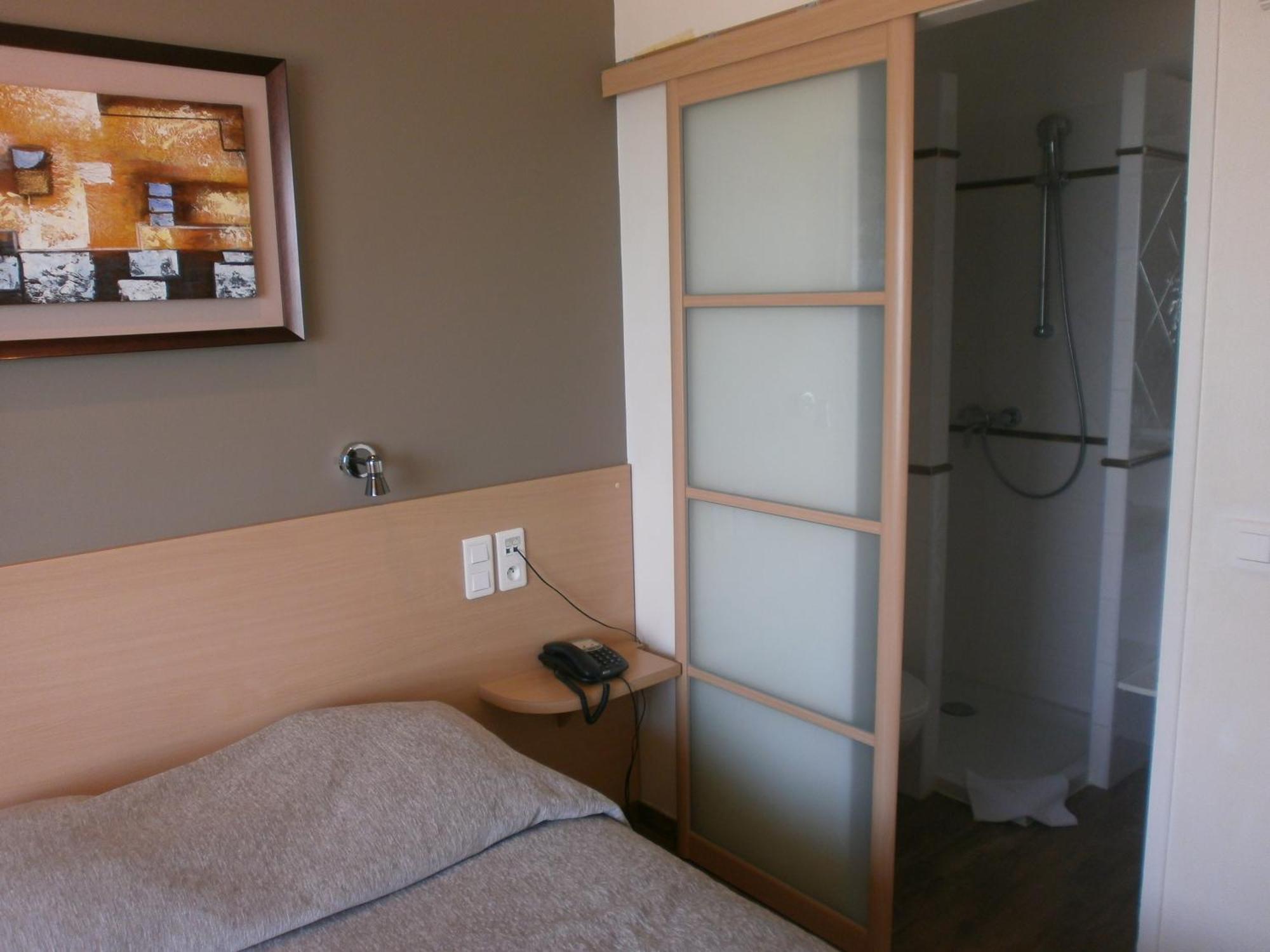 Au Tapis De Sable Hotel Saint-Cyr-sur-Mer Quarto foto