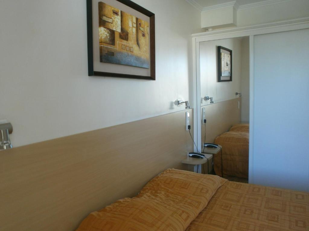 Au Tapis De Sable Hotel Saint-Cyr-sur-Mer Quarto foto